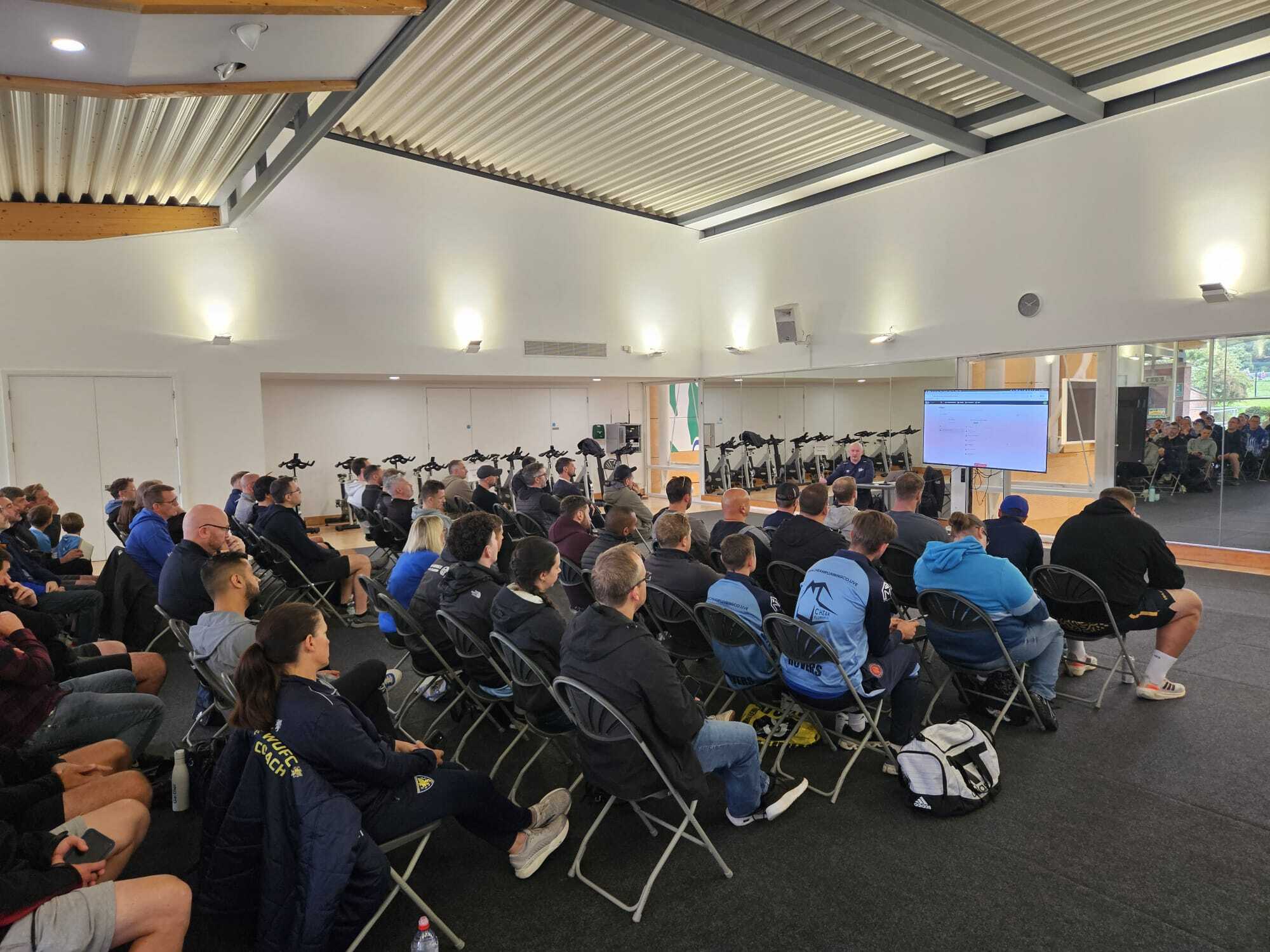 WhatsApp Image 2025-09-15 at 08.41.27